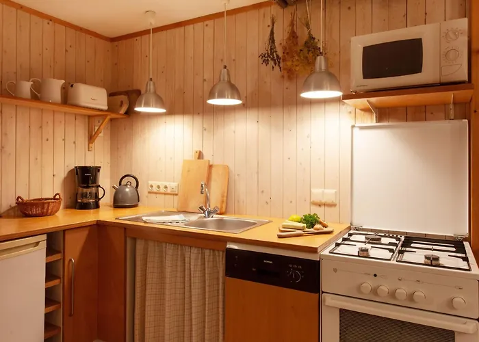 Apartment Landlust- Stadtnah - Im Ehemaligem Bauernh By Interhome *