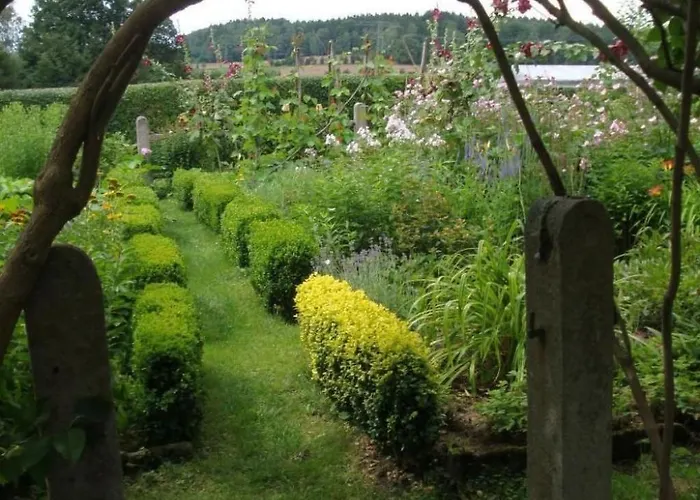 Apartment Landlust- Stadtnah - Im Ehemaligem Bauernh By Interhome